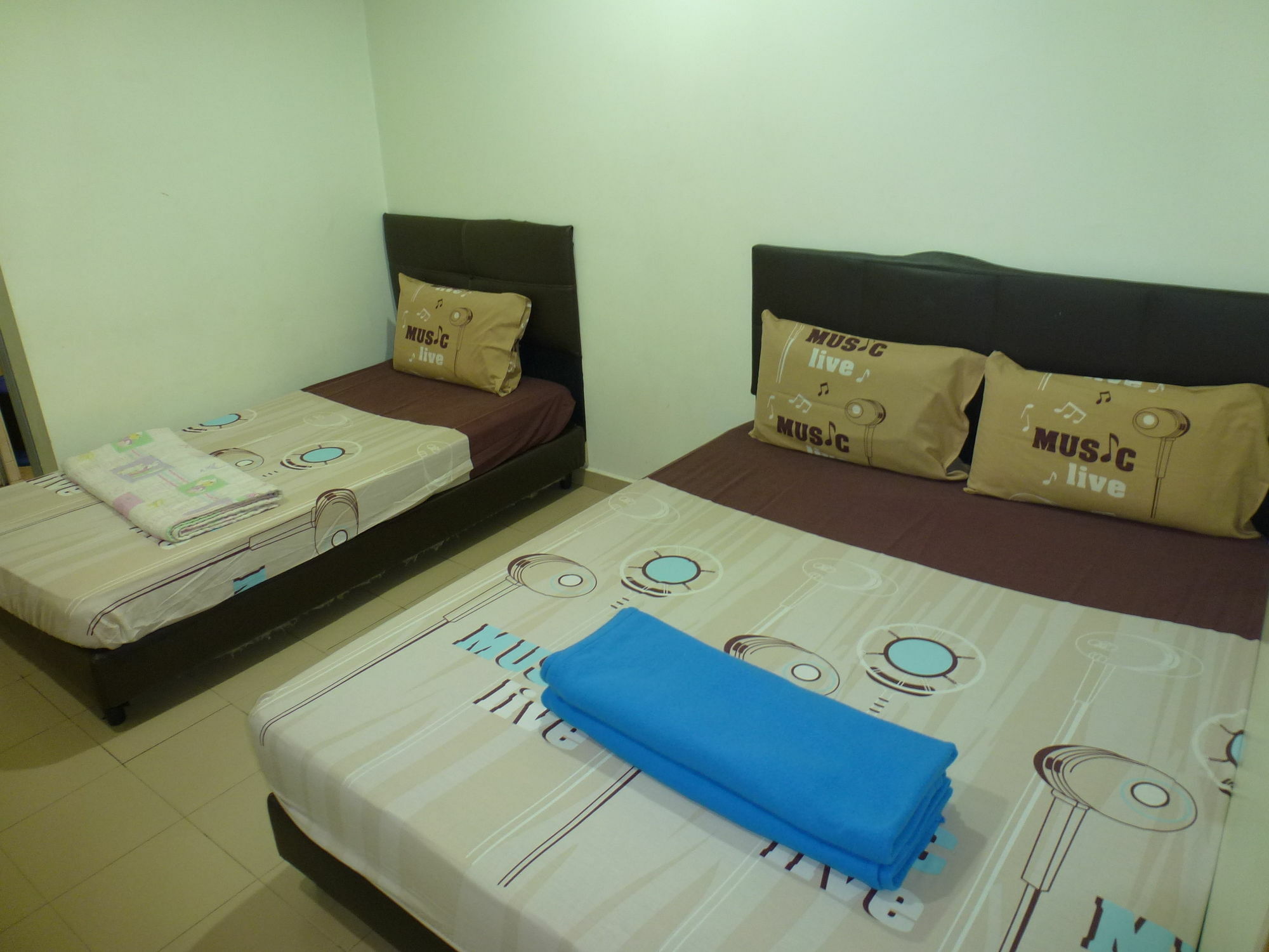 Batu Berendam Inn Kampong Sungai Putat Exteriér fotografie